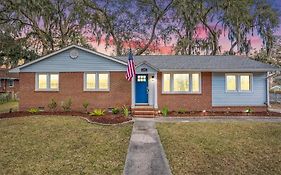 Camellia House - 7 Minutes To Mcrd Parris Island Graduation Family Friendly, Beach Pass Included